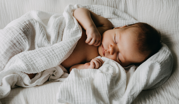 AdobeStock_441151491_baby_header_600x350